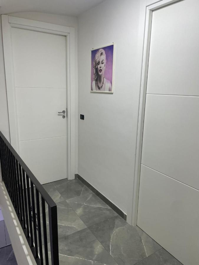 Casa Krizia 1 Appartement Napels Buitenkant foto