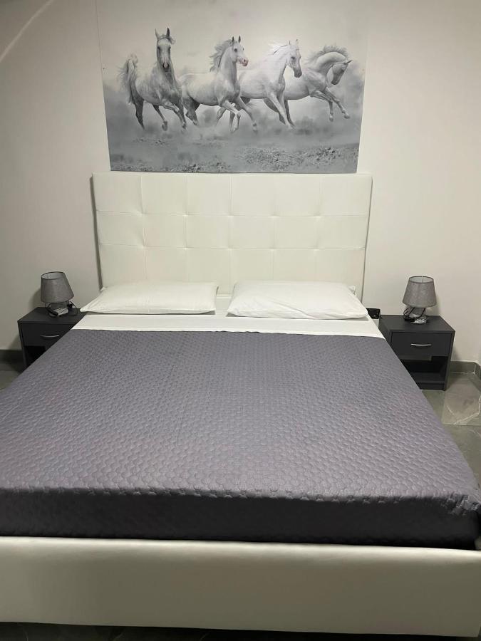 Casa Krizia 1 Appartement Napels Buitenkant foto